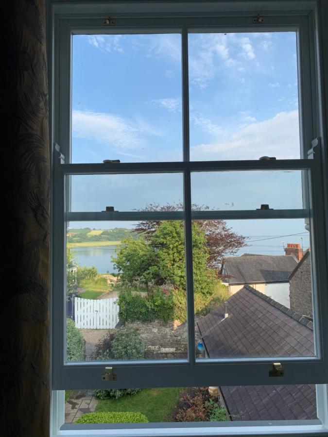 Bed and Breakfast Dylan Thomas Sea View Laugharne Esterno foto