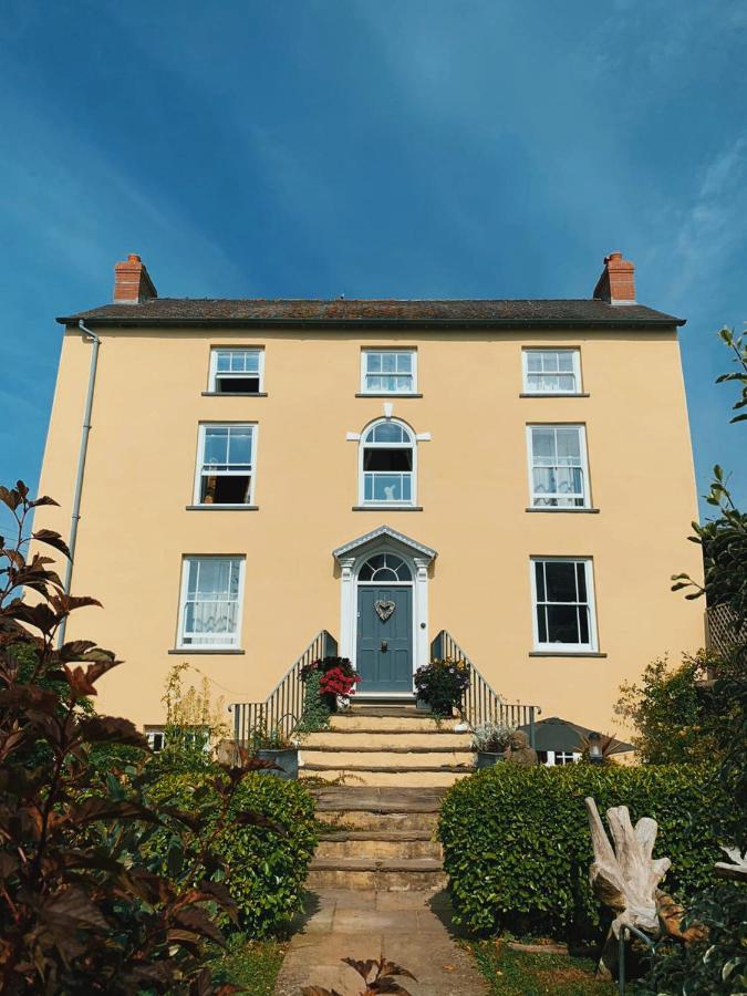 Bed and Breakfast Dylan Thomas Sea View Laugharne Esterno foto