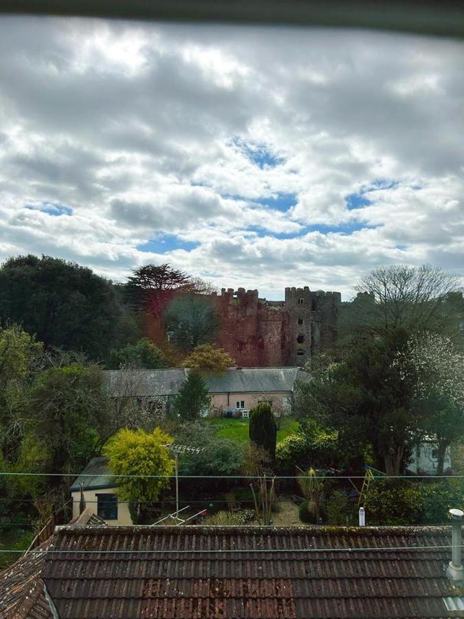 Bed and Breakfast Dylan Thomas Sea View Laugharne Esterno foto