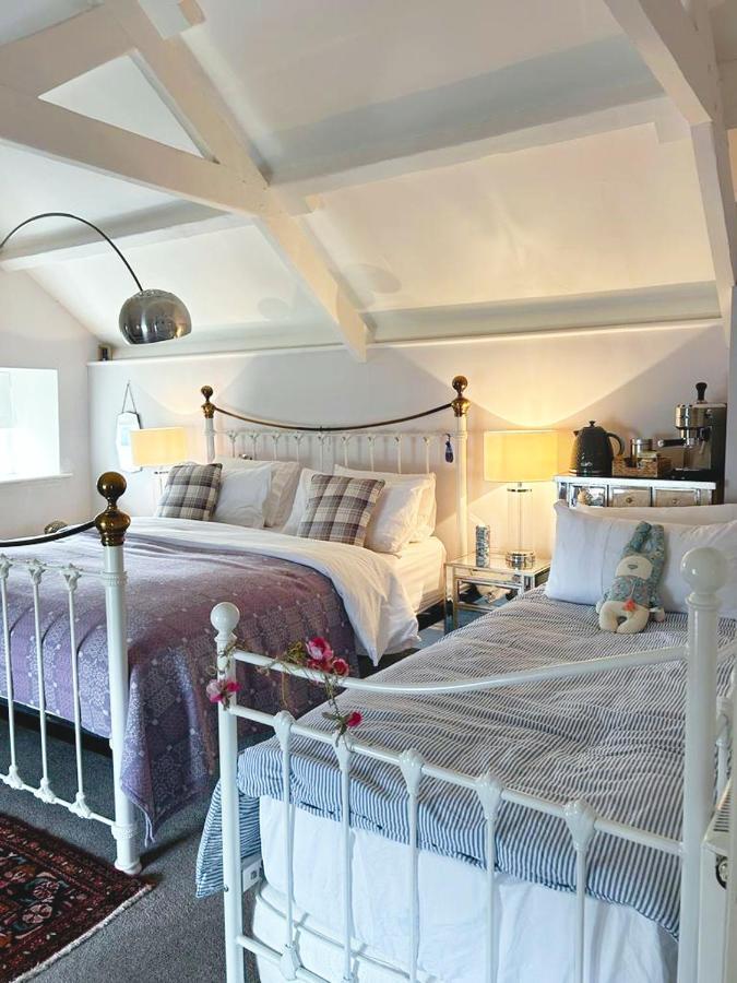 Bed and Breakfast Dylan Thomas Sea View Laugharne Esterno foto